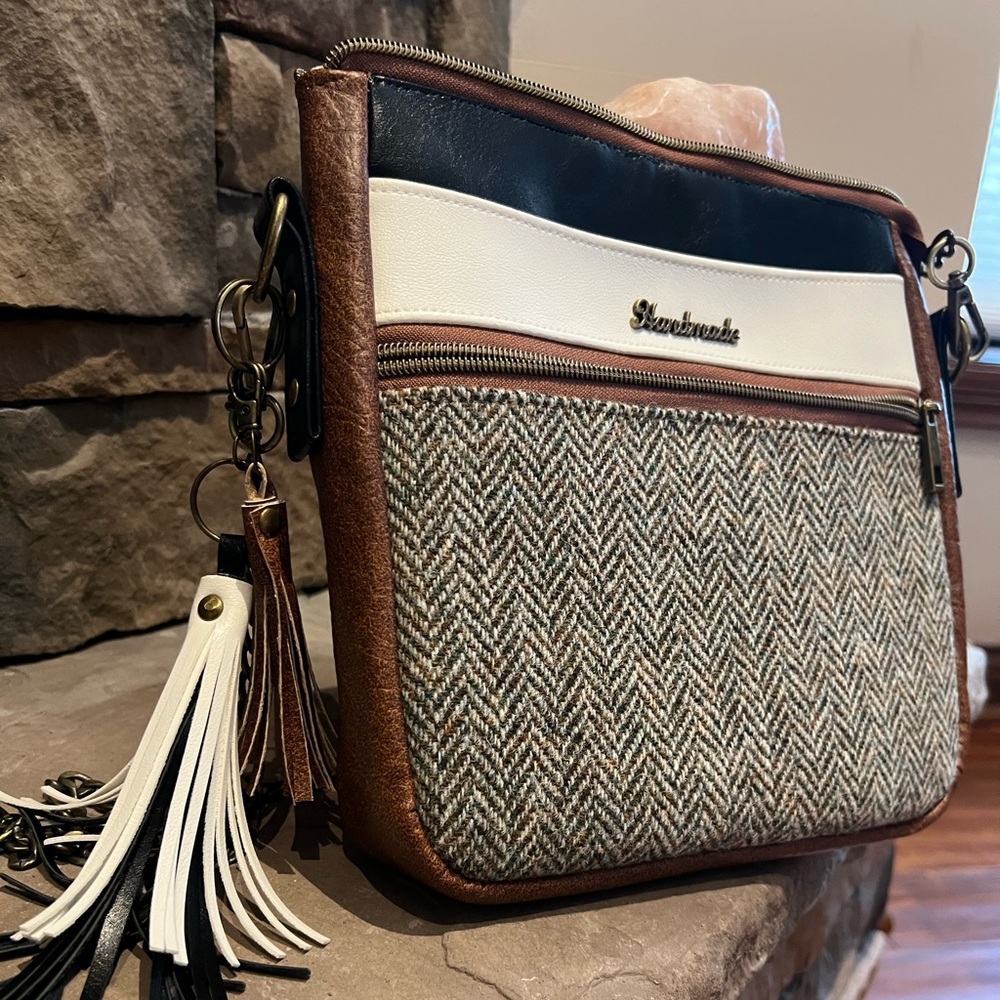 Meet your Posher, Marilyn